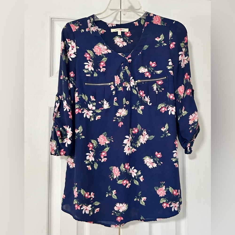 Wishful park blouse top shirt woman size medium
